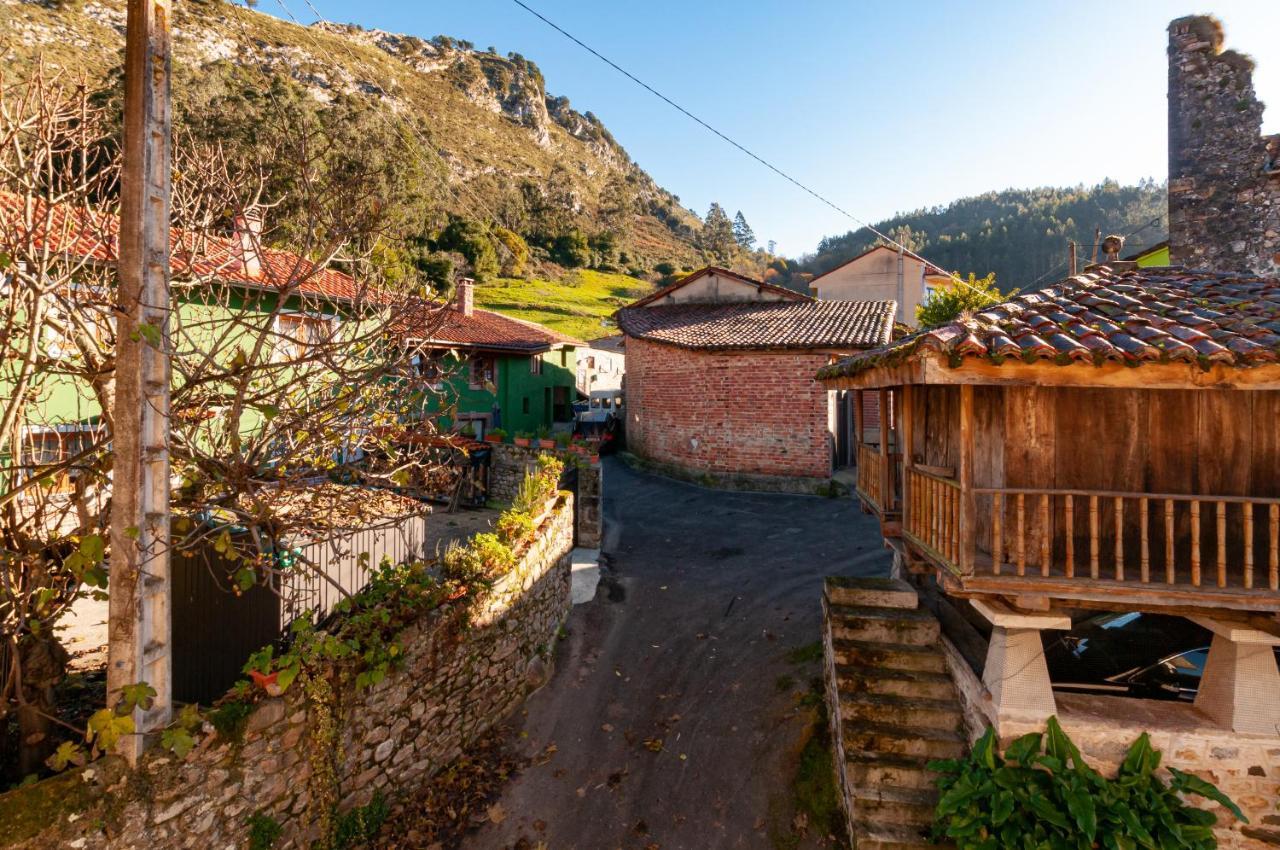 Casa Rural En Torrevega Llanes Malateria Exterior foto